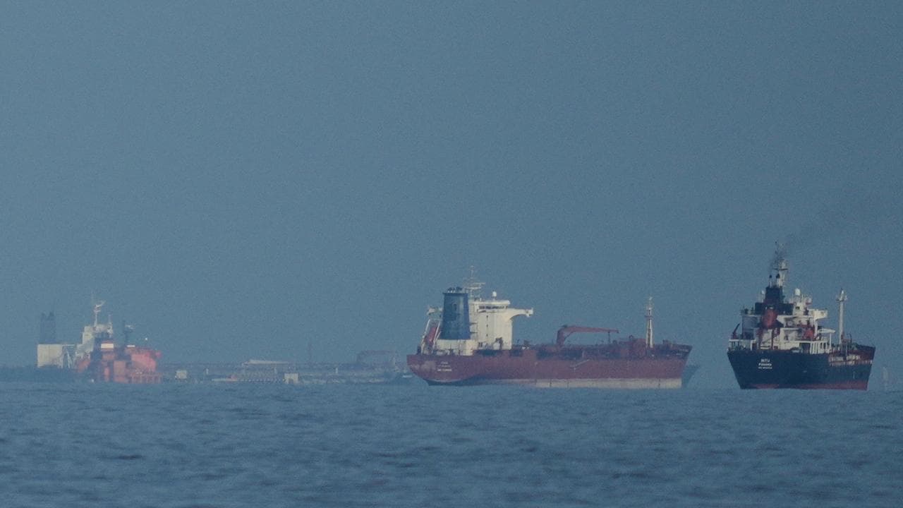 Break in economic data keeps Middle East in focus