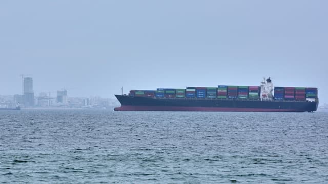 World weighs fate of Mideast ceasefire, US seizes ship