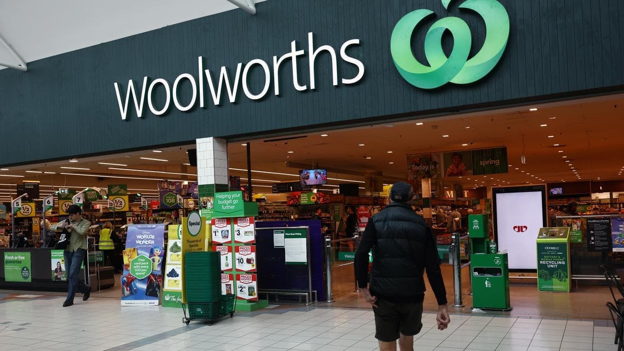 Senior Woolworths executive to front price hike hearing