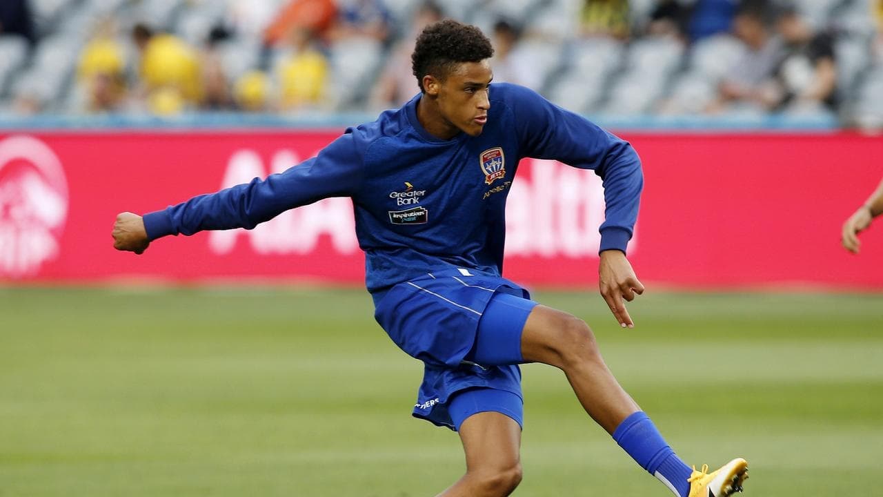 Aussie reaches final of Asia's soccer showpiece
