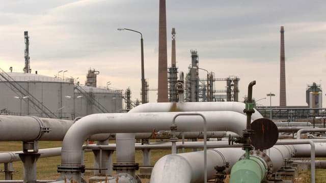 EU envoys meet in hopes of approving loan to Ukraine