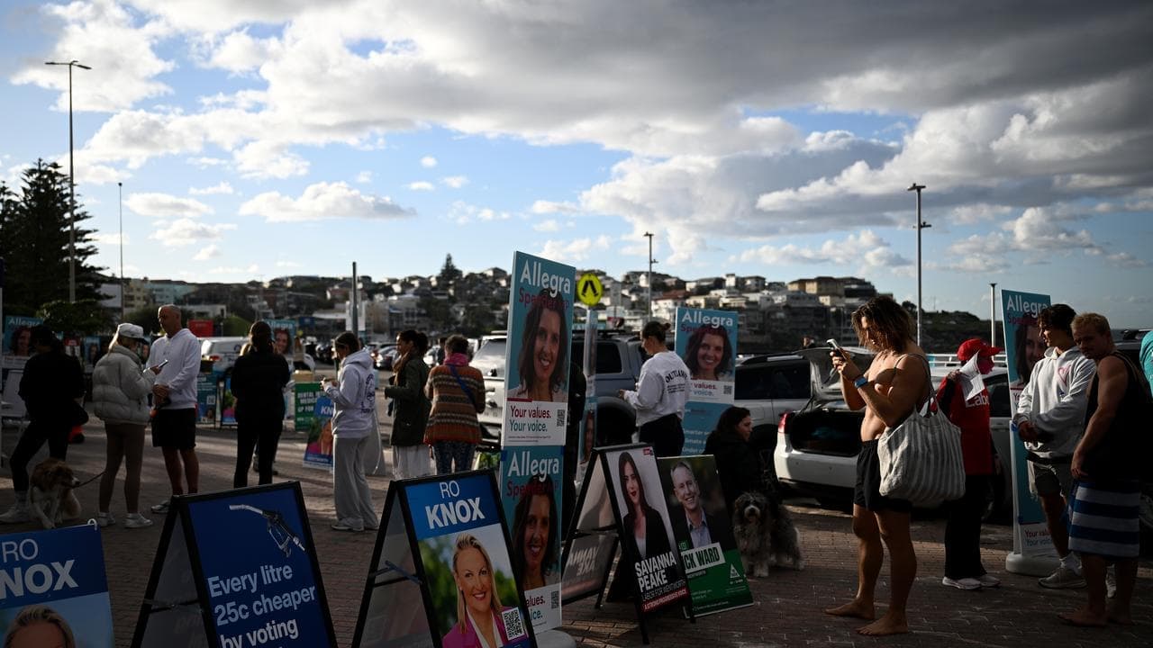 Posters at dawn: election day signage rule to end duels