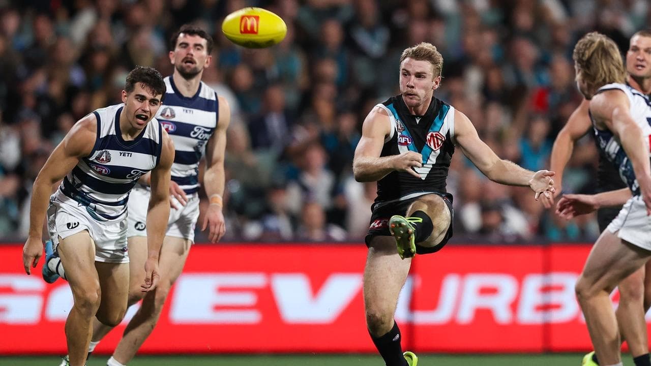 Horne-Francis stars as Port Adelaide power past Geelong