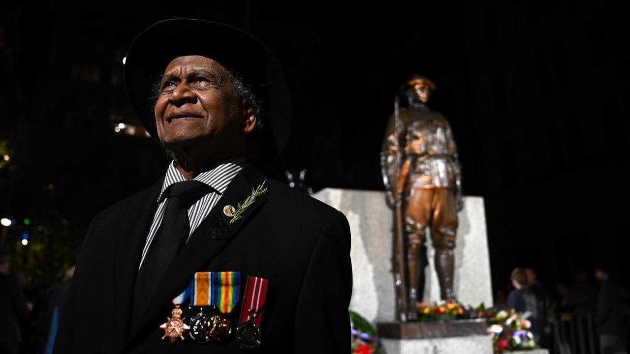 Right-wing activists ejected for Anzac ceremony heckles