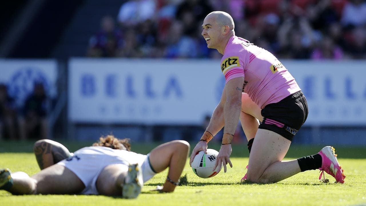 Edwards sends Origin reminder as Panthers belt Knights
