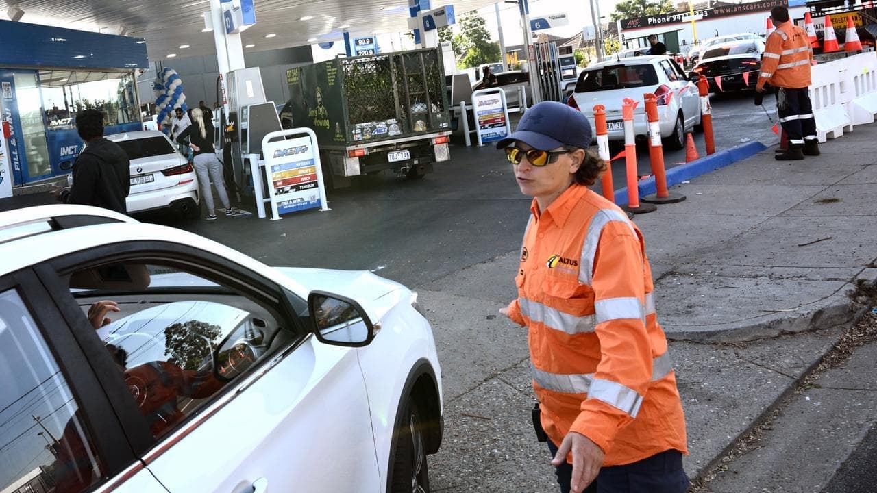 'Stop the panic': national cabinet meet again on fuel