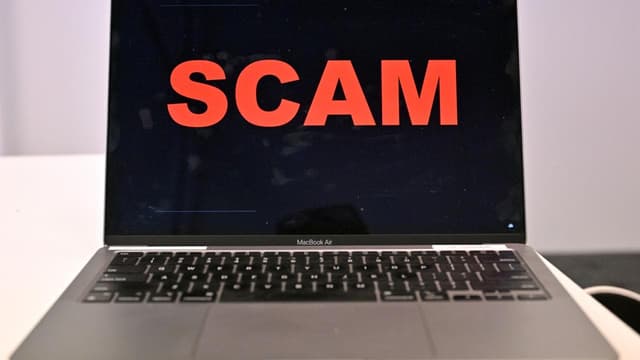 Too good to be true: criminal groups target money mules