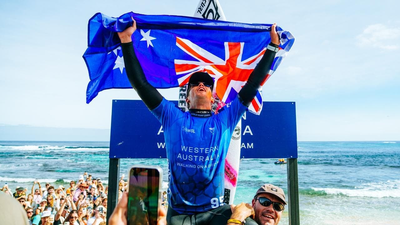 'Love that stuff': Aussie surf champ laps up WSL drama