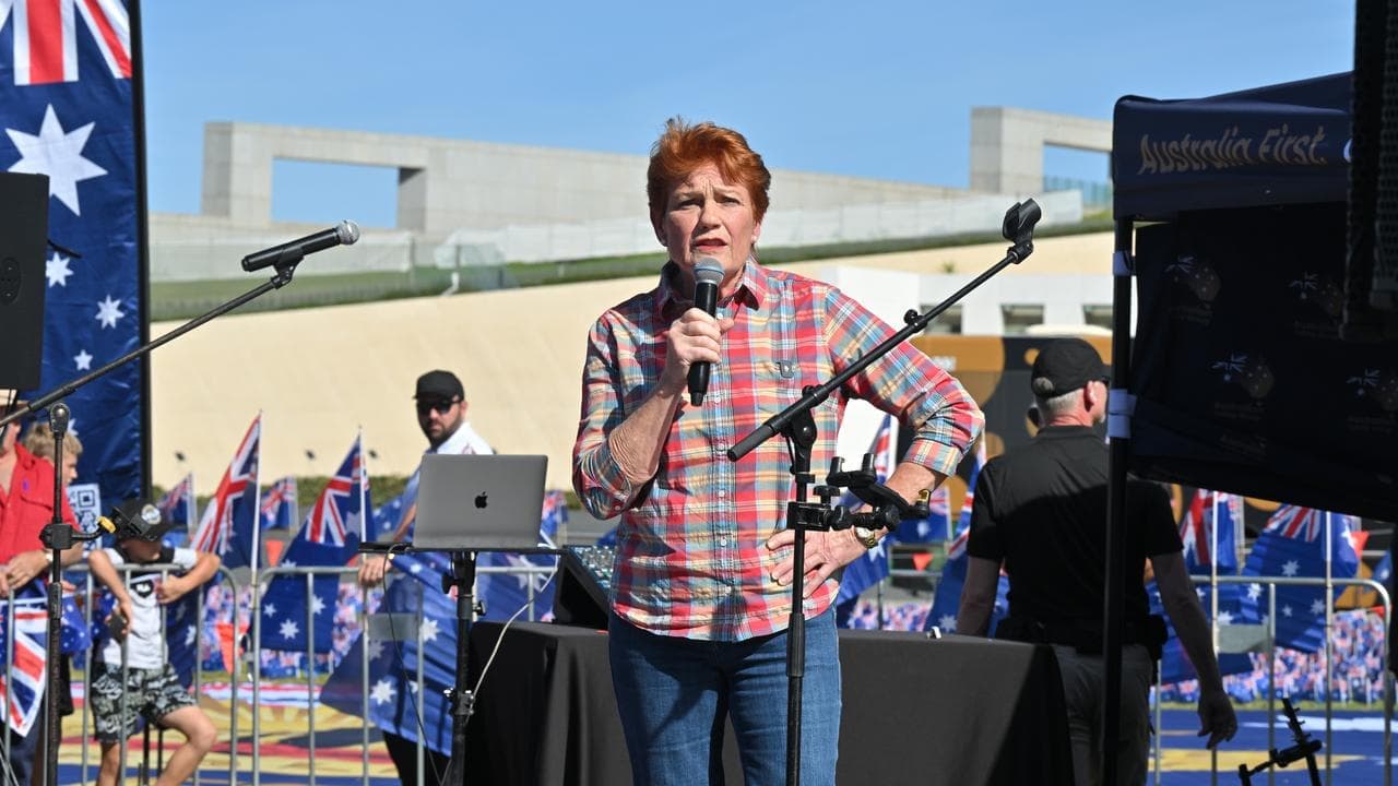 Pauline Hanson hugger misidentified as neo-Nazi