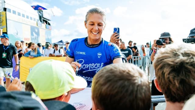 Aussie great Gilmore delivers at home surf break