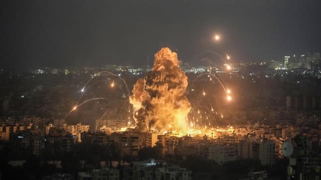 Israel strikes in southern Lebanon kill 10, IDF hurt
