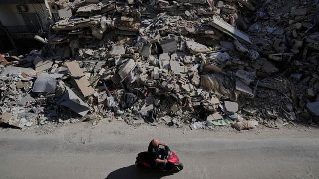 Israeli air strikes kill seven in Lebanon