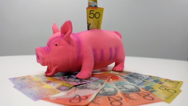 Aussies losing almost $5b in unpaid super every year