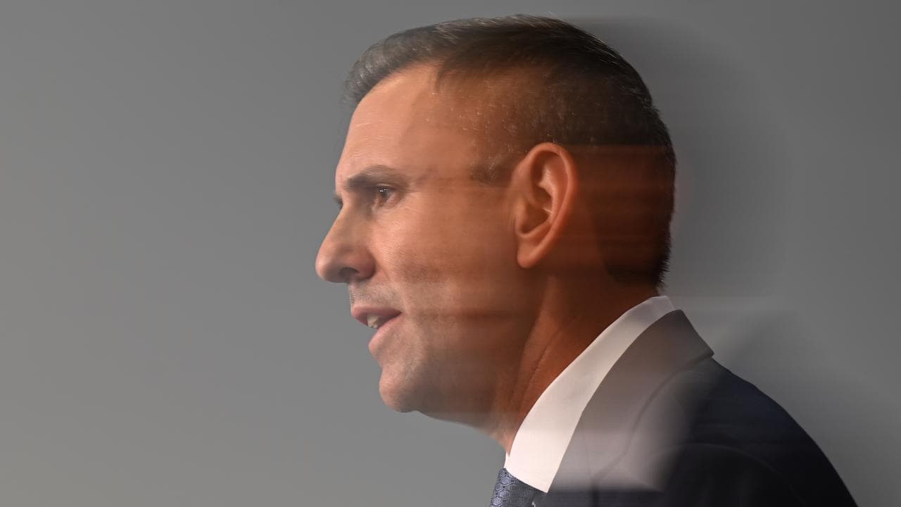 Treasurer warned on household handouts ahead of budget