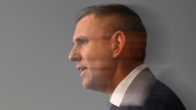 Treasurer warned on household handouts ahead of budget