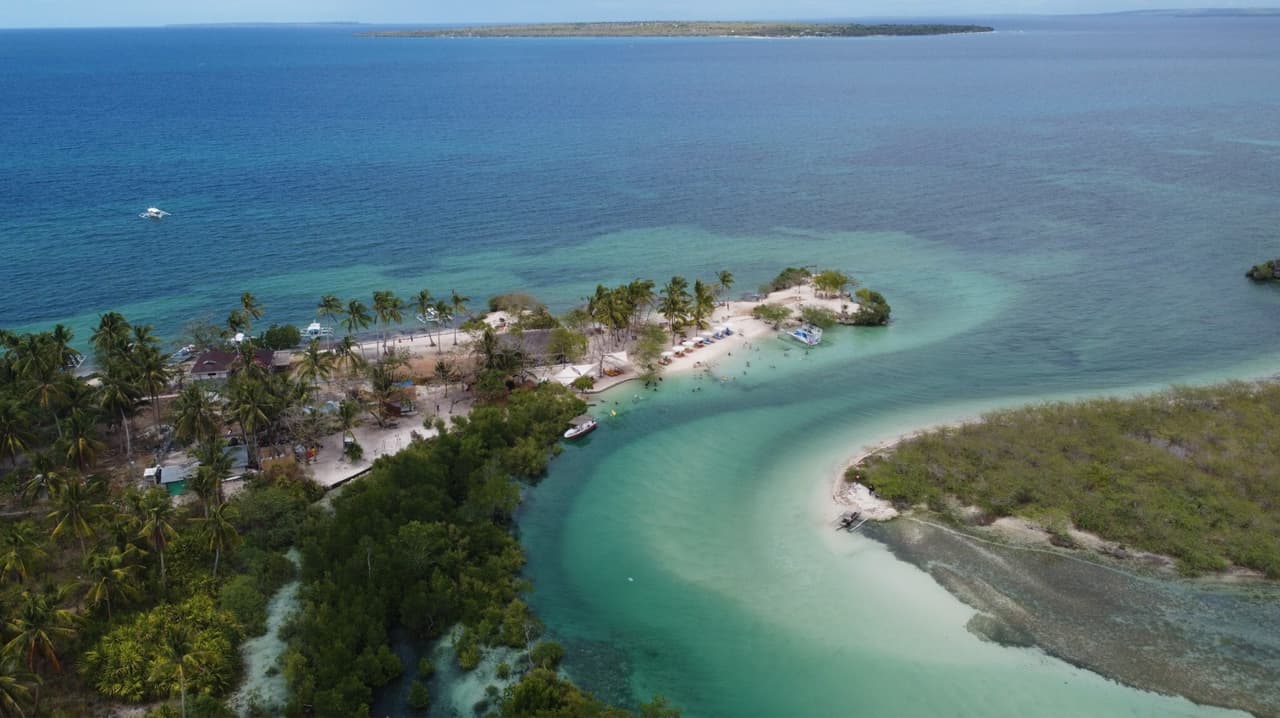 Seamless Multi-Island Escapes in the Philippines Offer High-Value Week-long Beach and Nature Getaways