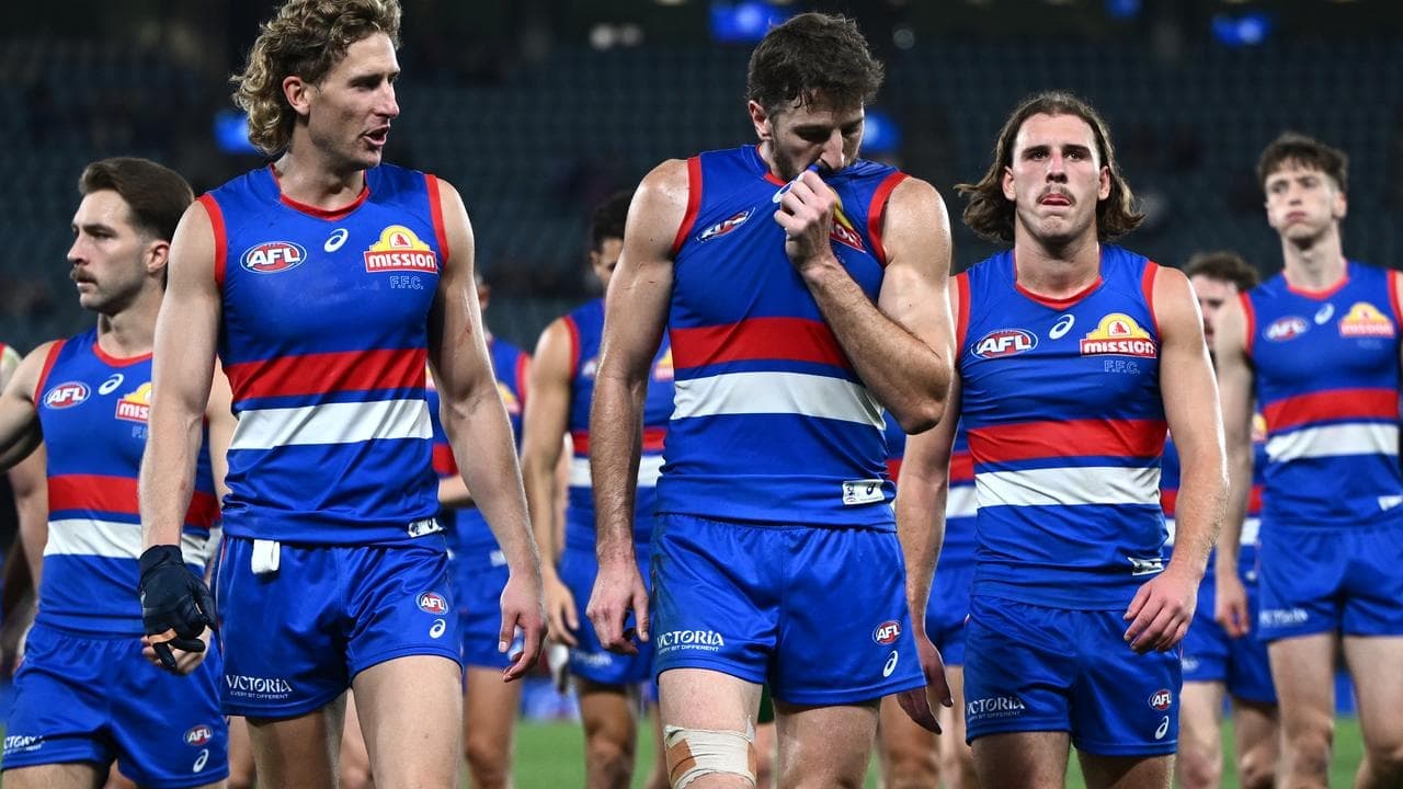 Bulldogs make call on injured superstar Bontempelli