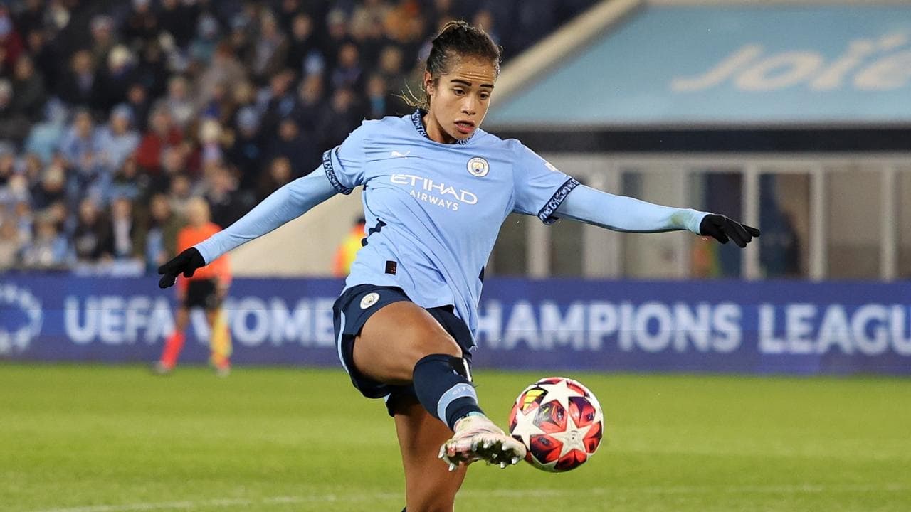 Aussie star celebrates first Women's Super League title