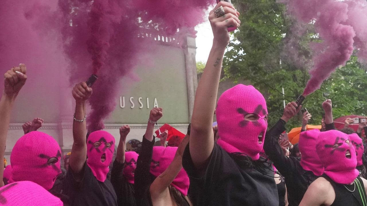 'Blood is Russia’s art': protesters swarm Biennale