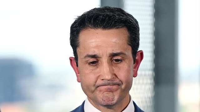 Premier digs in as ‘love story’ sparks integrity war