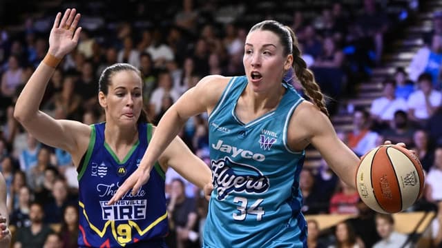 Bourne flies in to fan fresh Flames for WNBL campaign