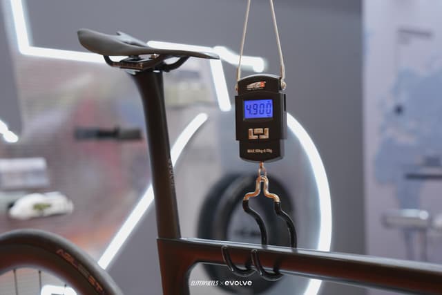 From 4.9 kg Superbike to Aero Gravel: Elitewheels Push Performance Further
