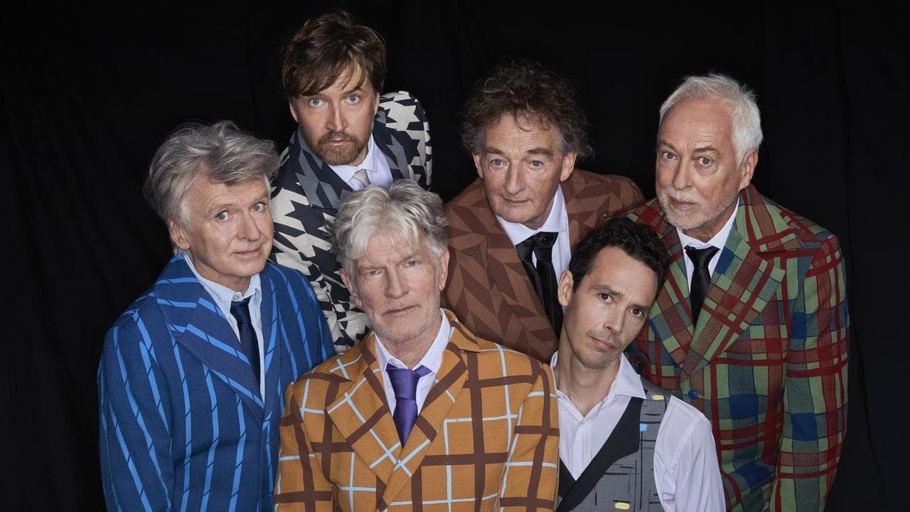 Enz forever? Kiwi legends tease new album ahead of tour