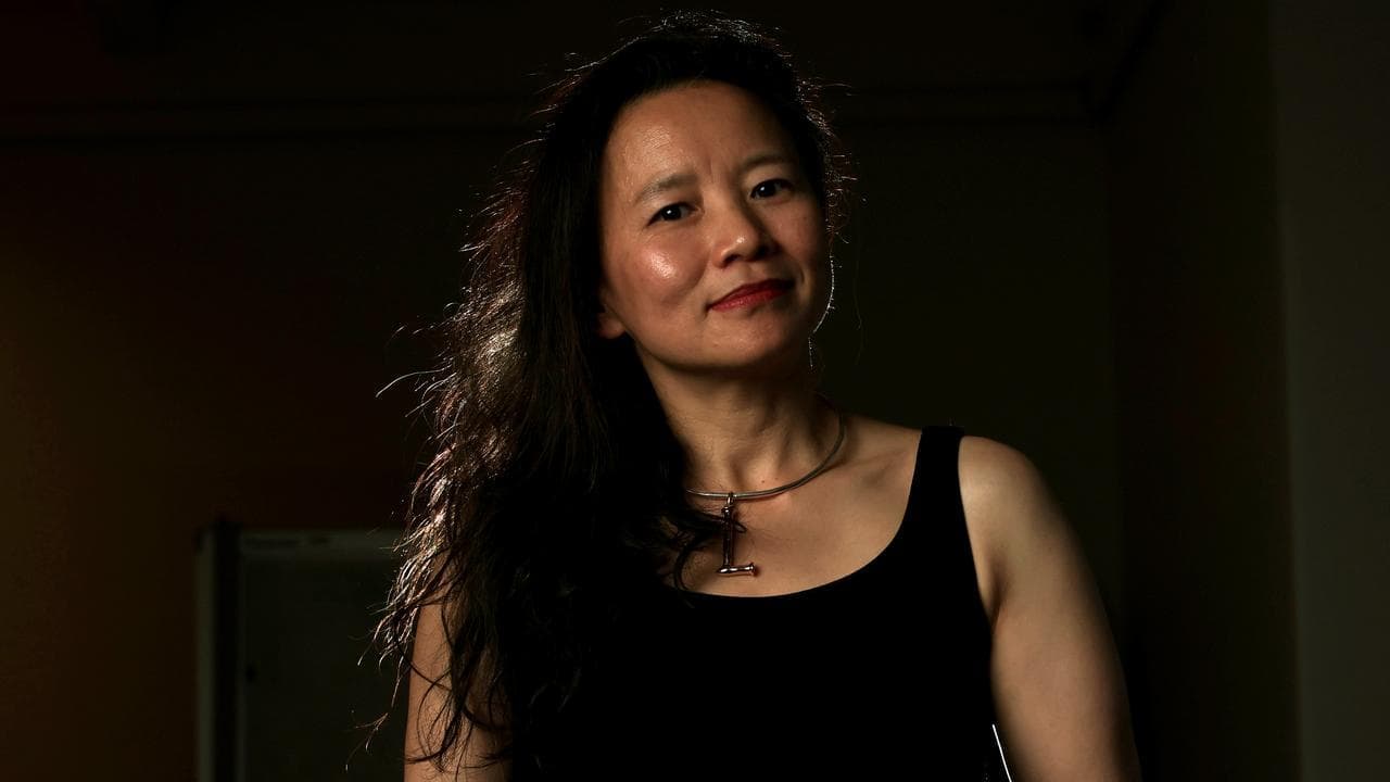 The years behind bars that inspired Lei's stage show
