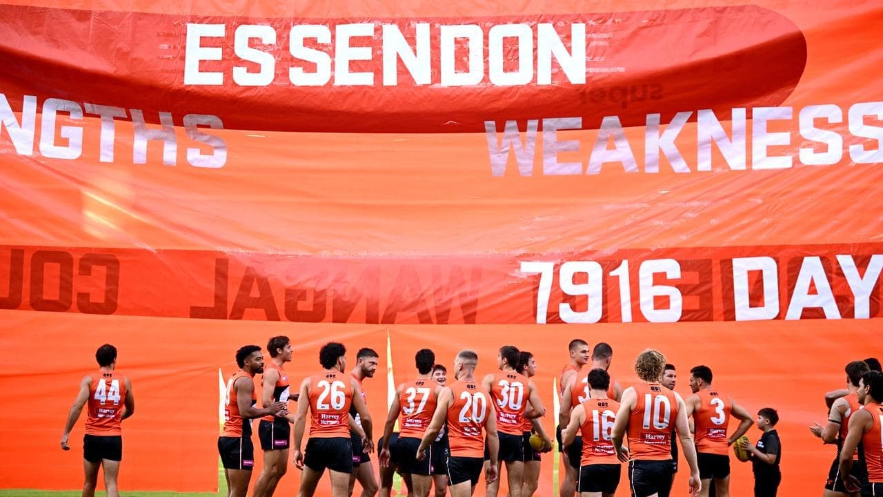 Bombers swipe at 'desperate' Giants in whiteboard saga