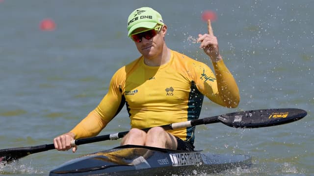 Sprint paddlers open World Cup campaign in style