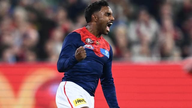 Dees star Pickett learns MRO fate ahead of Hawks clash