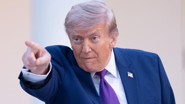 Peace deal hopes fade after Trump rejects Iran reply