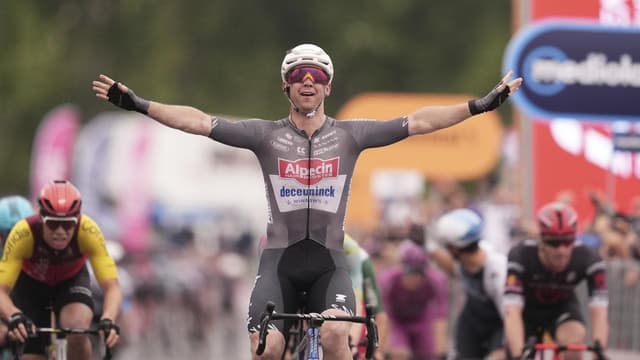 Aussie sprint ace quits Giro due to crash injuries