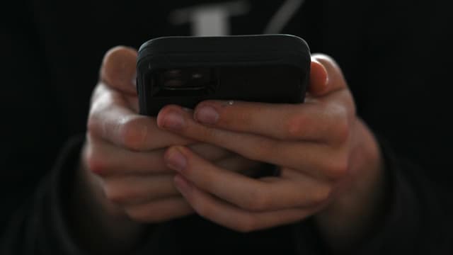 Teen walks free after sharing IS propaganda online