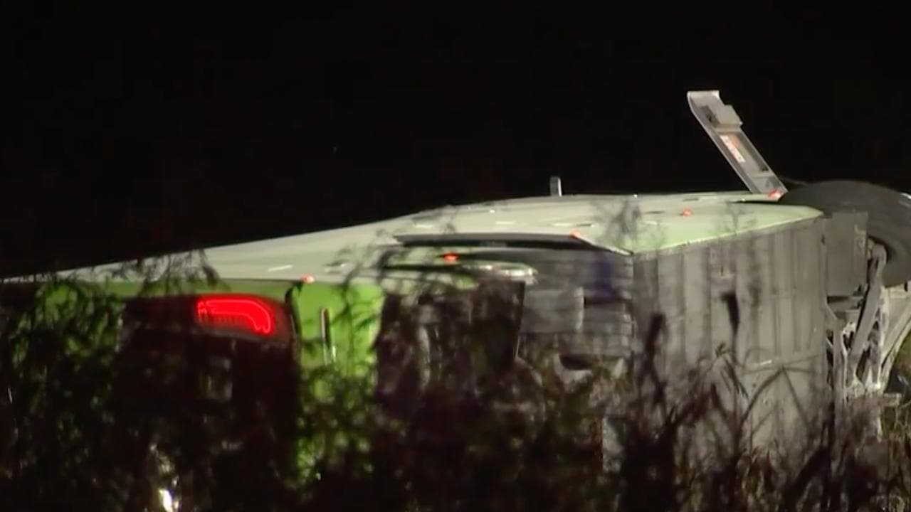 Overseas tourists in fatal crash on 'trip of lifetime'
