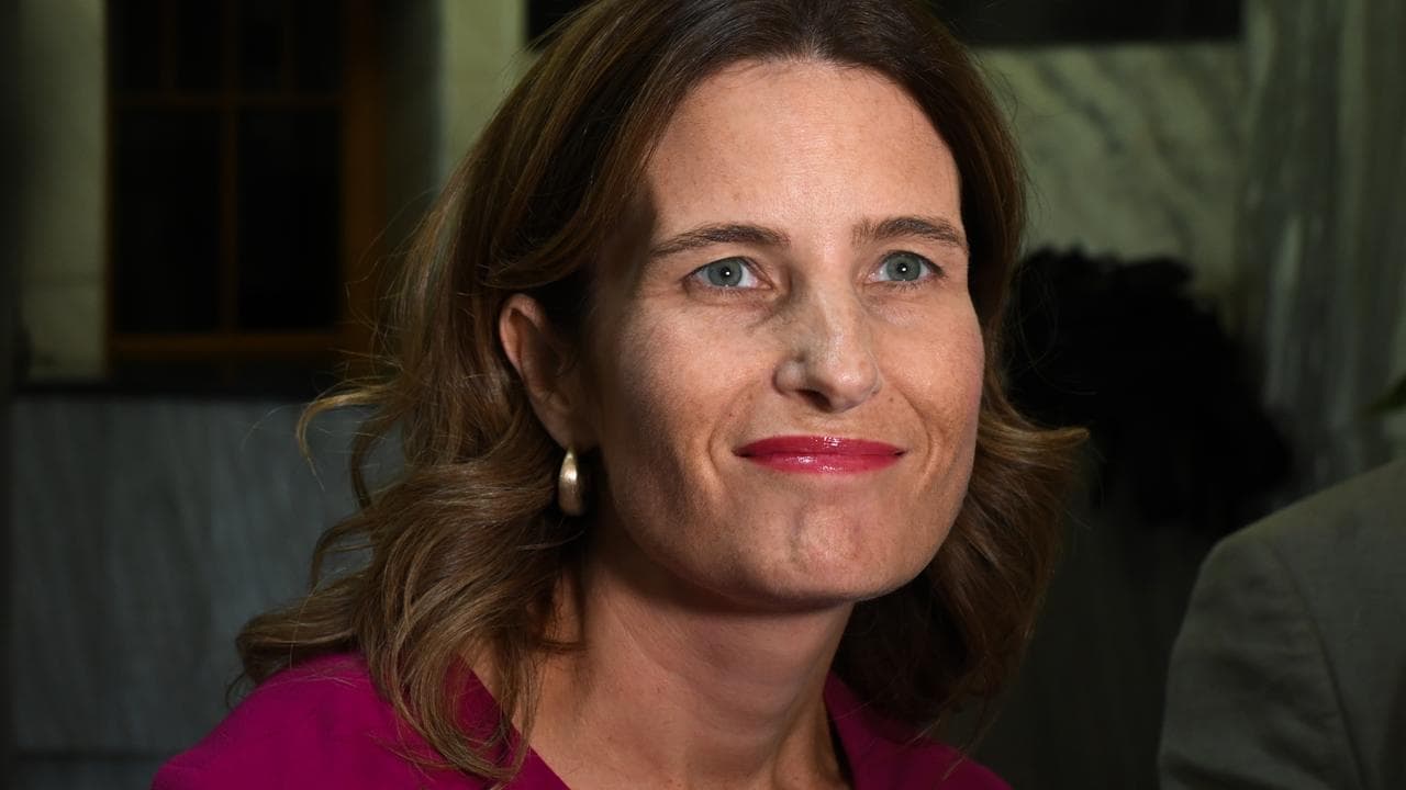 'Where the bloody hell are ya?': NZ's budget sledge