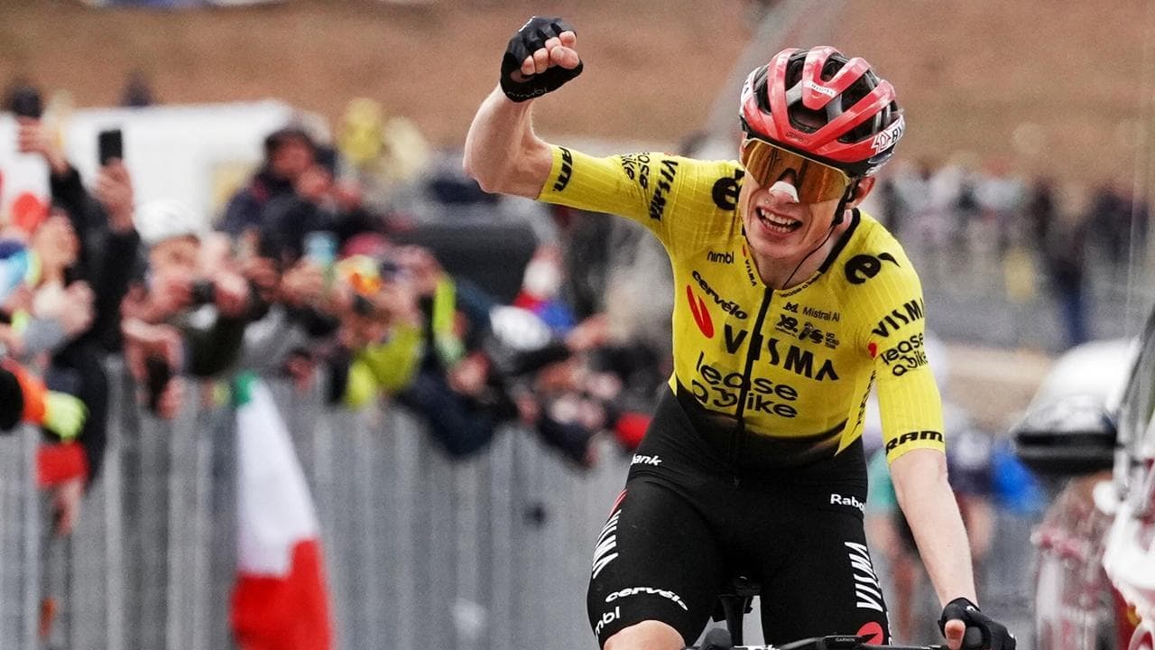Vingegaard makes move as Aussies thrive at Giro