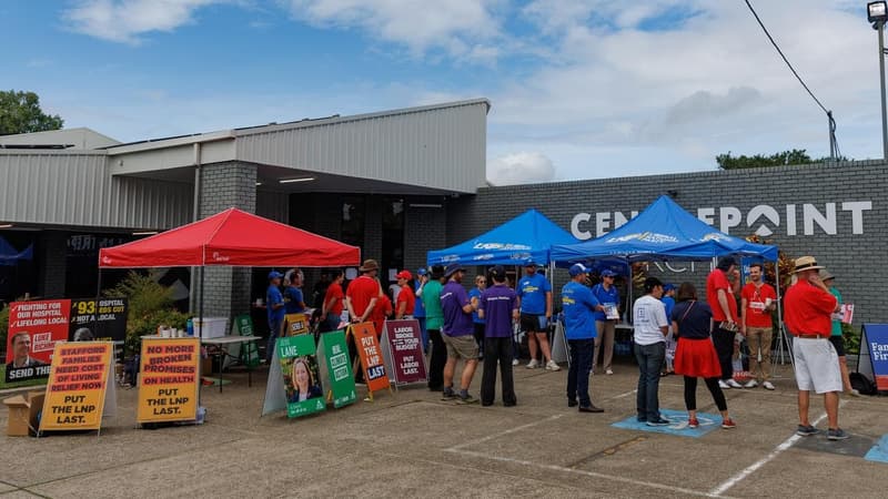 Swing to government with by-election neck and neck