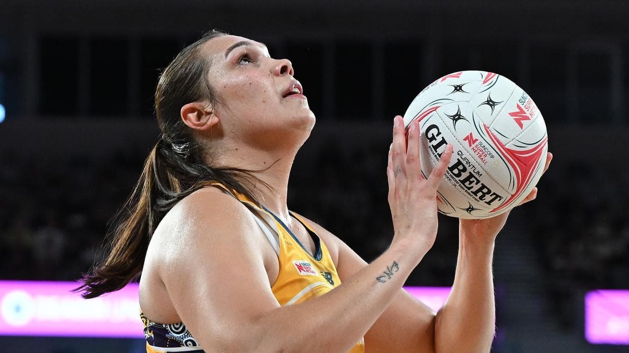 Lightning strike ends Melbourne Vixens' winning run