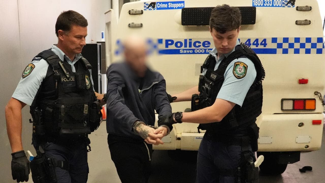 'Gimmick': critic blasts DV blitz that nets almost 1000