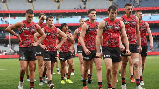 Bombers legend tips 'big fortnight' for club in crisis