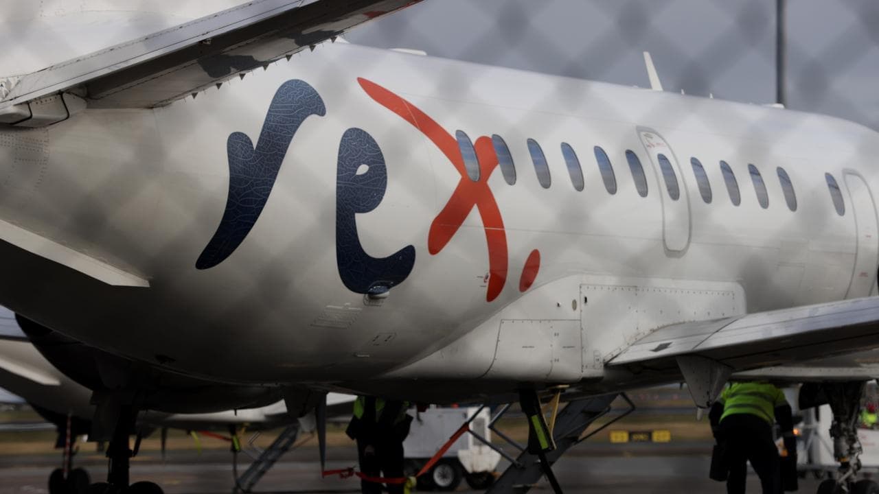 Rex board accused of knowing big loss about to take off