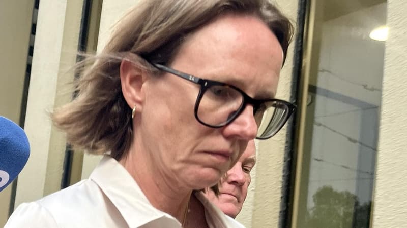 Police officer accused of stalking 'didn't take hint'