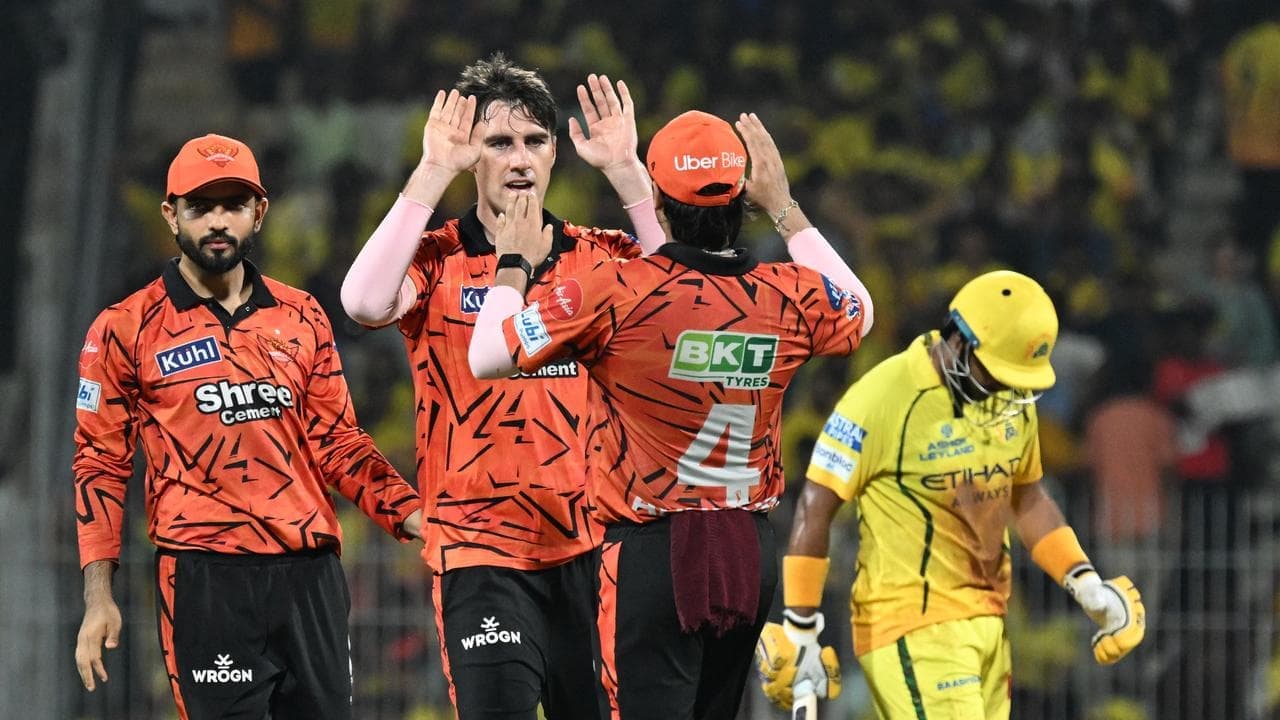 Cummins treble helps take Sunrisers into IPL playoffs