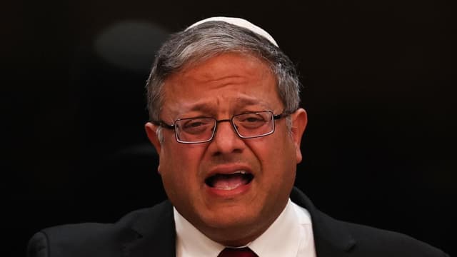 Activists deported after taunting by Israeli minister