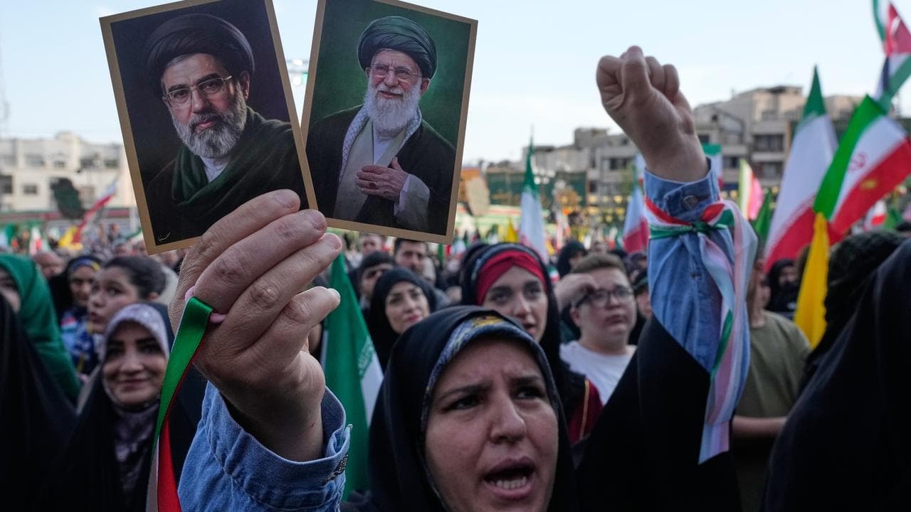 Pakistan steps up bid to get US-Iran talks on track