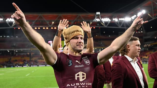 Maroons wrap arms around brave Arrow ahead of Origin