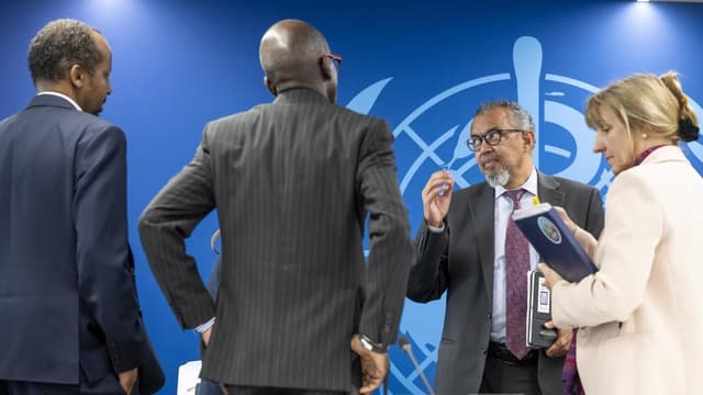 WHO warns of high risk that Ebola 'spreading rapidly'