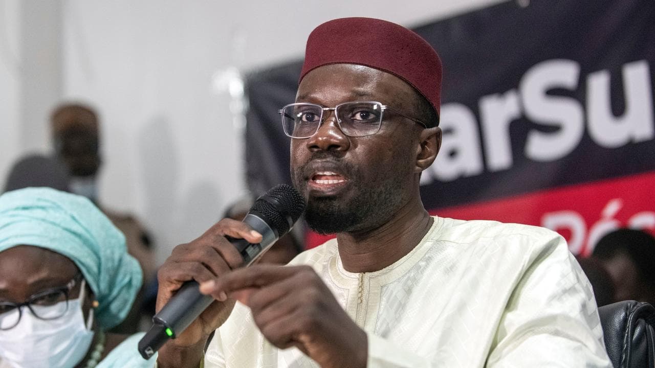 Senegal's president sacks PM, dissolves government
