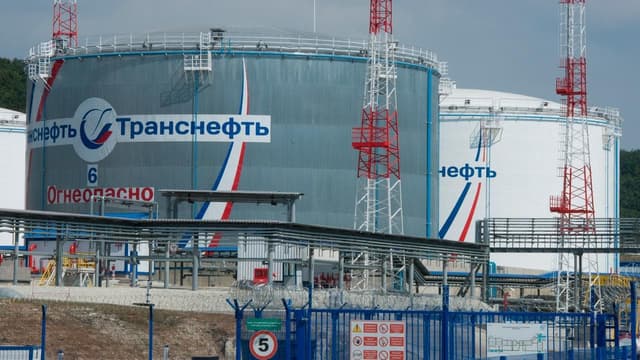 Ukrainian attack triggers fire at Russian oil terminal